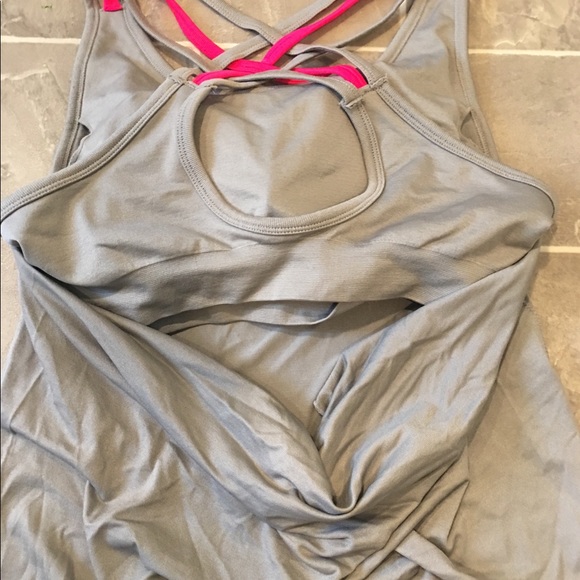 Work out top - Picture 4 of 5